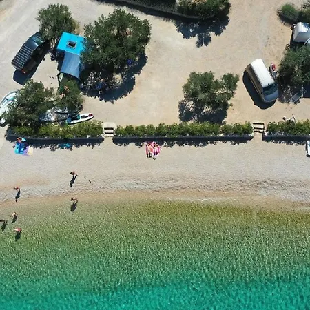 Lado Mobile Croatia, Camp Oaza Lucica, 德拉格