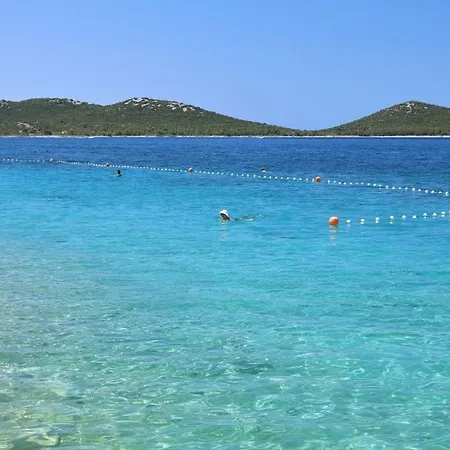 Camping Lado Mobile Croatia, Camp Oaza Lucica,