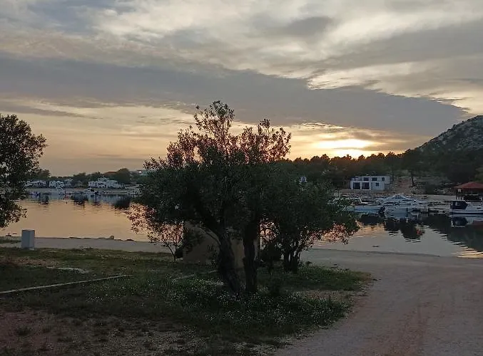 Lado Mobile Croatia, Camp Oaza Lucica, *